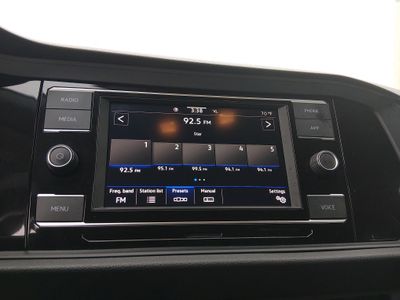 2024 Volkswagen Jetta - Photo 17