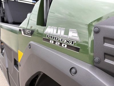 2026 Kawasaki Mule PRO-FXT820 EPS — interior view