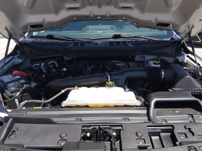 2025 Ford F-150 - Photo 9