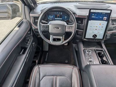 2022 Ford Expedition - Photo 16
