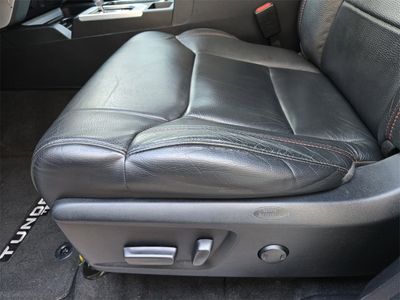 2019 Toyota Tundra - Photo 17