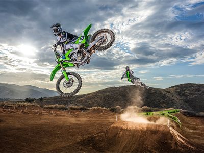 2026 Kawasaki KX450 - Photo 11
