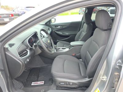 2024 Chevrolet Malibu — photo 9 view