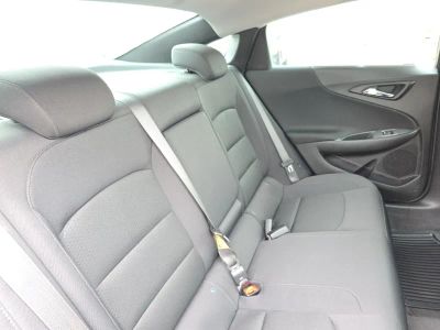 2024 Chevrolet Malibu — photo 14 view