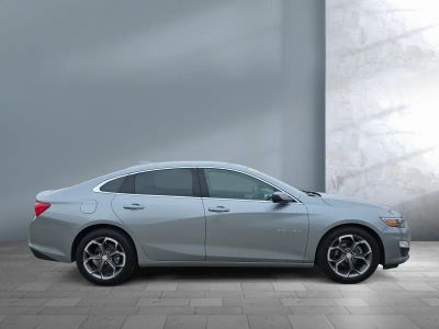 2024 Chevrolet Malibu — photo 7 view