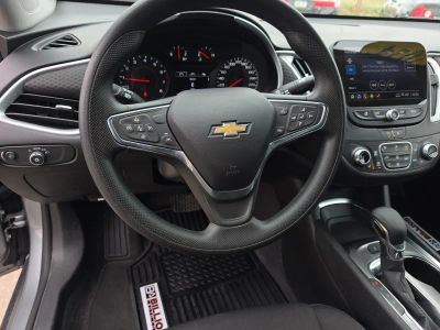 2024 Chevrolet Malibu — photo 12 view