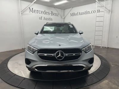 2026 Mercedes-Benz GLC - Photo 2