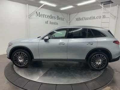2026 Mercedes-Benz GLC - Photo 4