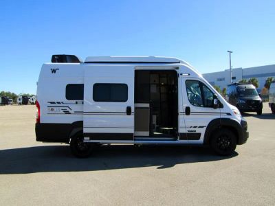 2026 Winnebago SOLIS - Photo 19