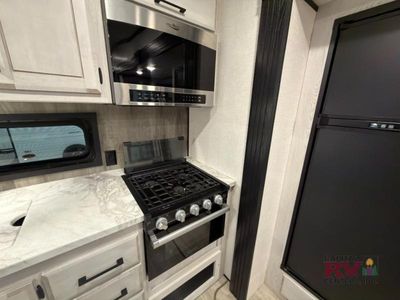 2023 KZ Durango - Photo 19