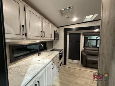 2023 KZ Durango - Photo 17