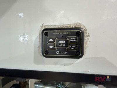 2023 KZ Durango - Photo 13