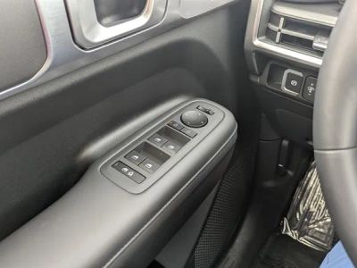 2025 Hyundai Santa Fe - Photo 20