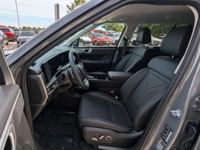 2025 Hyundai Santa Fe - Photo 22
