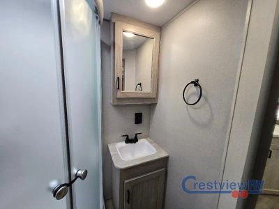 2026 Coachmen RV Catalina Legacy Edition - Photo 28