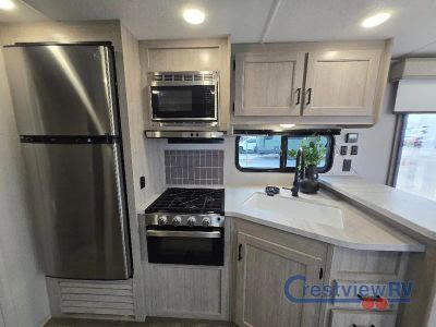 2026 Coachmen RV Catalina Legacy Edition - Photo 18