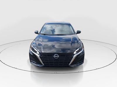 2025 Nissan Altima - Photo 2