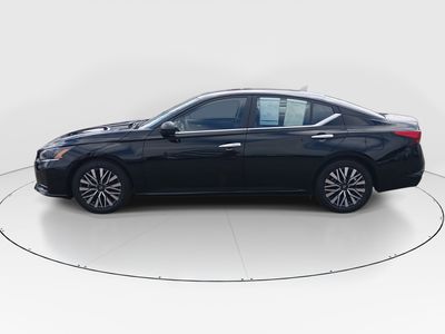 2025 Nissan Altima - Photo 4