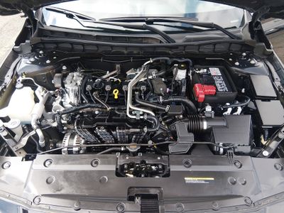 2025 Nissan Altima - Photo 9