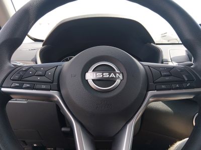 2025 Nissan Altima - Photo 12