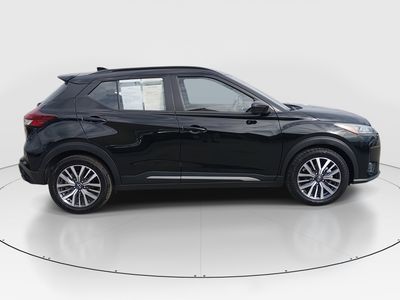 2024 Nissan Kicks — photo 8 view