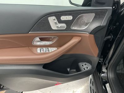 2026 Mercedes-Benz GLE - Photo 11