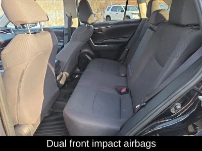 2019 Toyota RAV4 LE - Photo 11