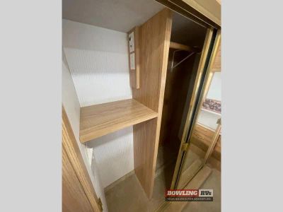 2000 Pace Arrow 33V - Photo 24