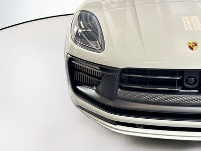 2023 Porsche Macan - Photo 28
