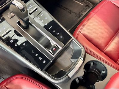 2023 Porsche Macan - Photo 19