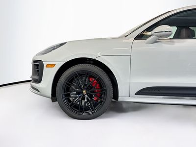 2023 Porsche Macan - Photo 29