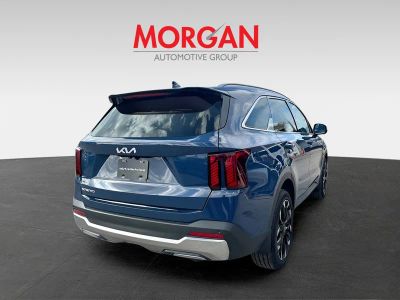 2025 Kia Sorento — photo 8 view