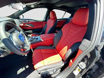 2026 BMW 8 Series — photo 16 view