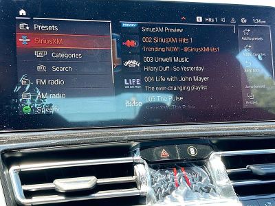 2026 BMW 8 Series — photo 13 view