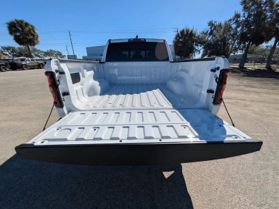 2026 Ram 1500 — photo 11 view