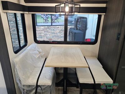 2026 Venture RV SportTrek Touring Edition - Photo 35