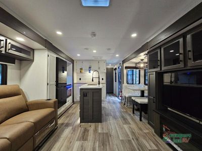 2026 Venture RV SportTrek Touring Edition - Photo 11