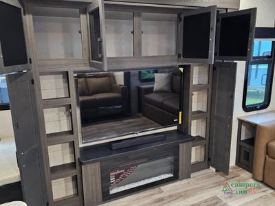 2026 Venture RV SportTrek Touring Edition - Photo 47