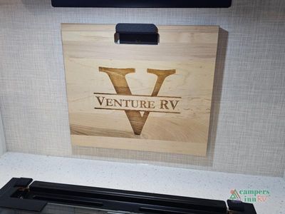 2026 Venture RV SportTrek Touring Edition - Photo 24