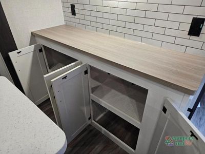 2026 Venture RV SportTrek Touring Edition - Photo 32