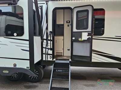 2026 Venture RV SportTrek Touring Edition - Photo 8