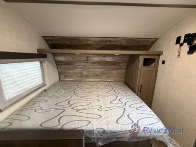 2022 Gulf Stream RV Kingsport Super Lite - Photo 9