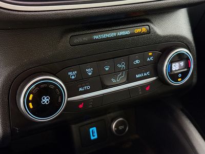 2020 Ford Escape - Photo 16