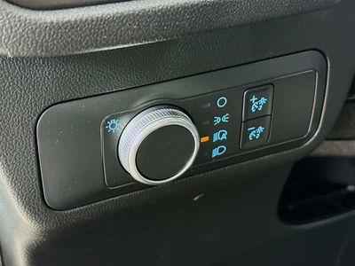 2020 Ford Escape - Photo 8