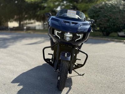 2025 Indian Motorcycle Challenger Dark Horse 112 w/PowerBand Audio Springfield Blue - Photo 3