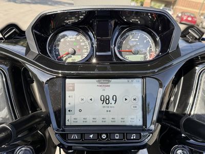 2025 Indian Motorcycle Challenger Dark Horse 112 w/PowerBand Audio Springfield Blue - Photo 15