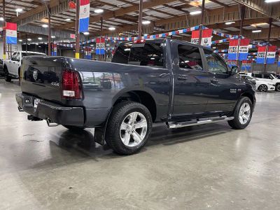 2016 RAM 1500 — detail view
