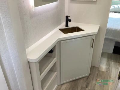 2027 Brinkley Model I — photo 47 view