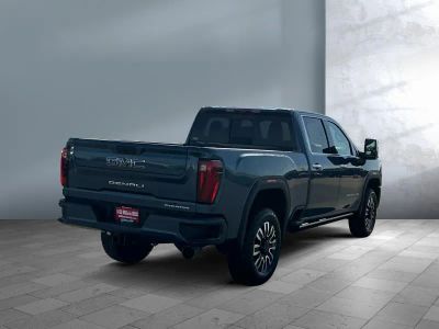 2026 GMC Sierra 3500HD - Photo 6