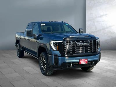 2026 GMC Sierra 3500HD - Photo 8